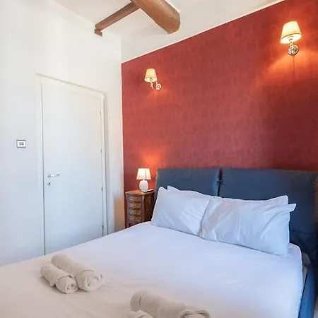 Apartment Charm-hosted By Sweetstay