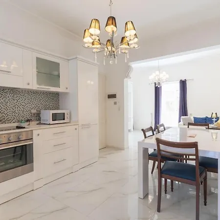 Charm-hosted By Sweetstay Apartment *